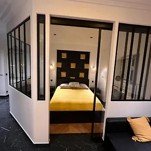 Cosy Sur Les Champs-elysées Appartamento Parigi