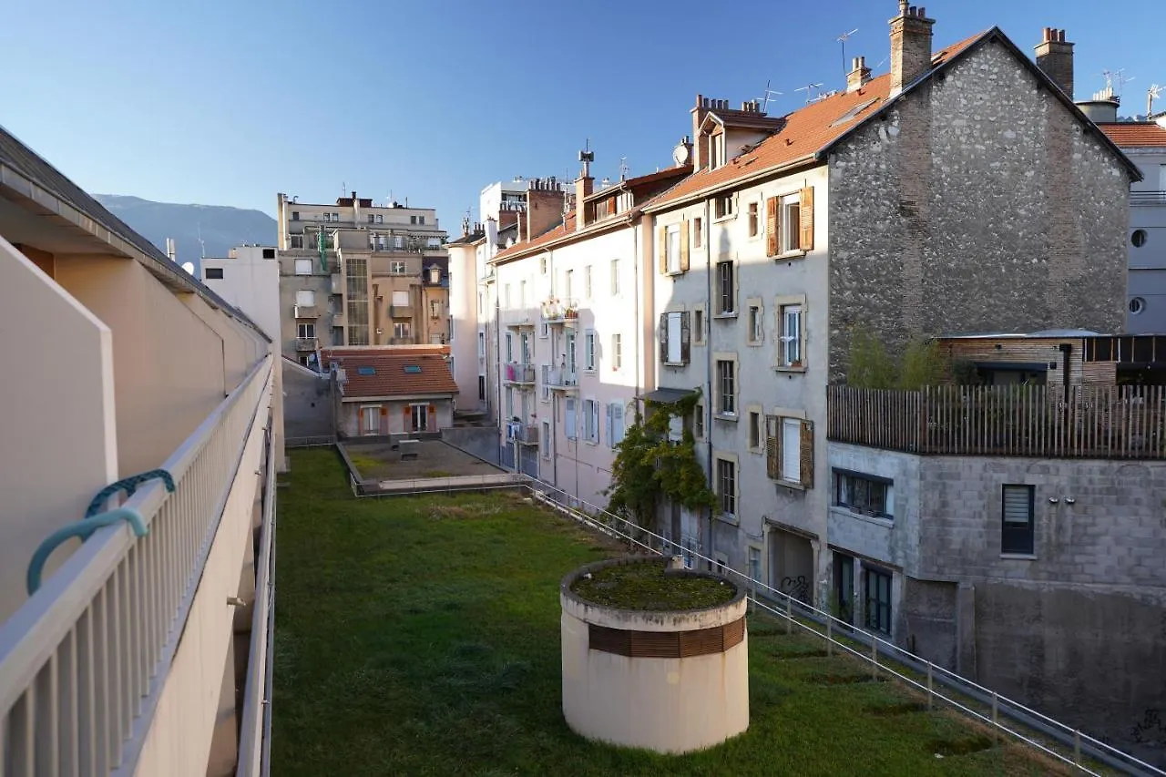 Studio Plein Centre, Calme, Parking Inclus, Piscine Et Gardien Grenoble Francia